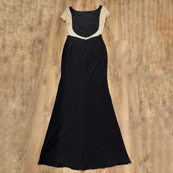 Xscape Black Short Sleeve Beaded Illusion Mesh & Jersey Gown Size‎ 2 Cocktail - Picture 10 of 10